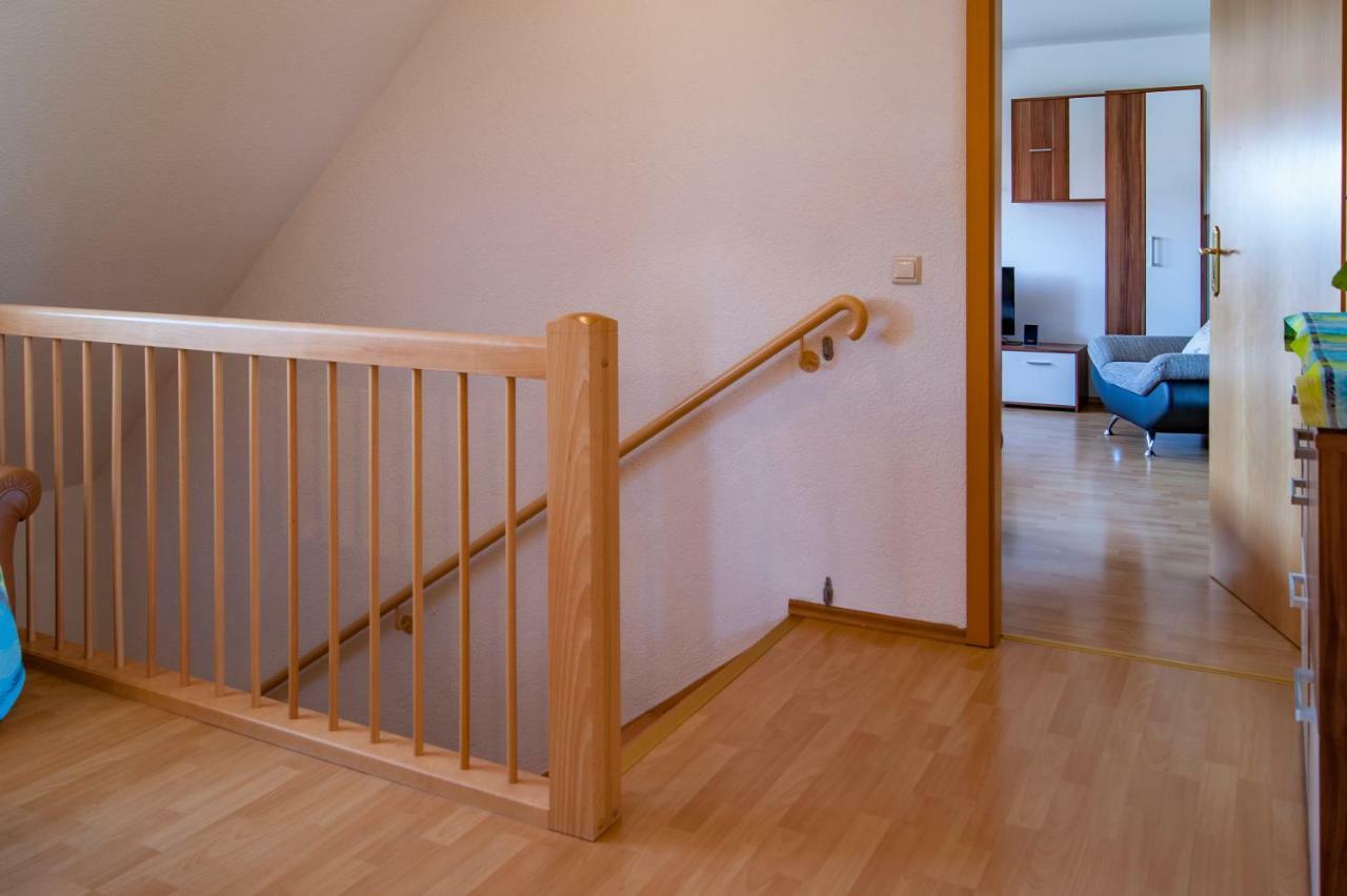 Dreiseitenhof Ferienwohnung Kuenzel 萨兰德特 外观 照片