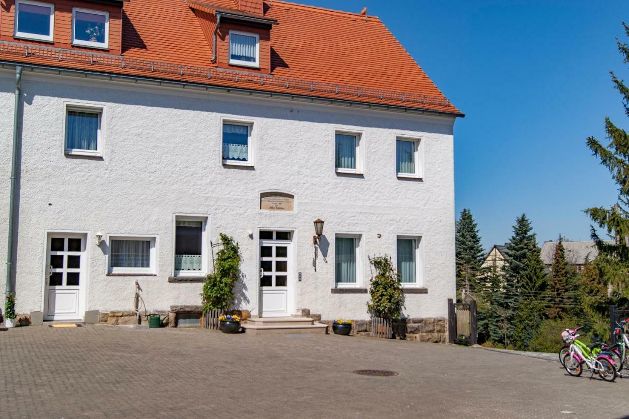 Dreiseitenhof Ferienwohnung Kuenzel 萨兰德特 外观 照片